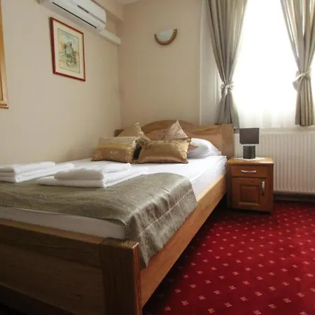 In Bb - Pansion Stari Grad With Private Parking Pensionat Sarajevo